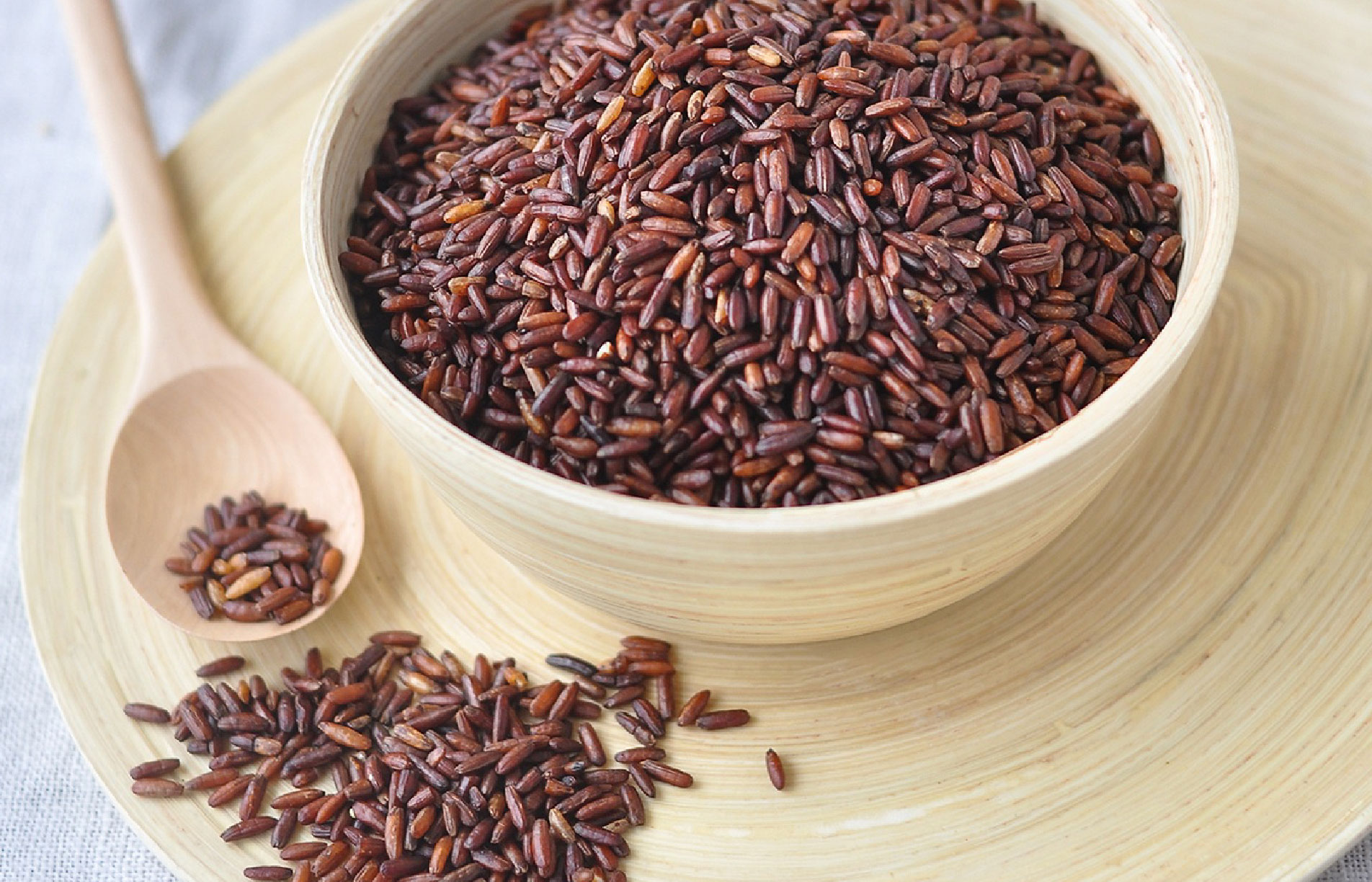 Gạo lứt là gì? Vì sao người ăn lành mạnh nên dùng